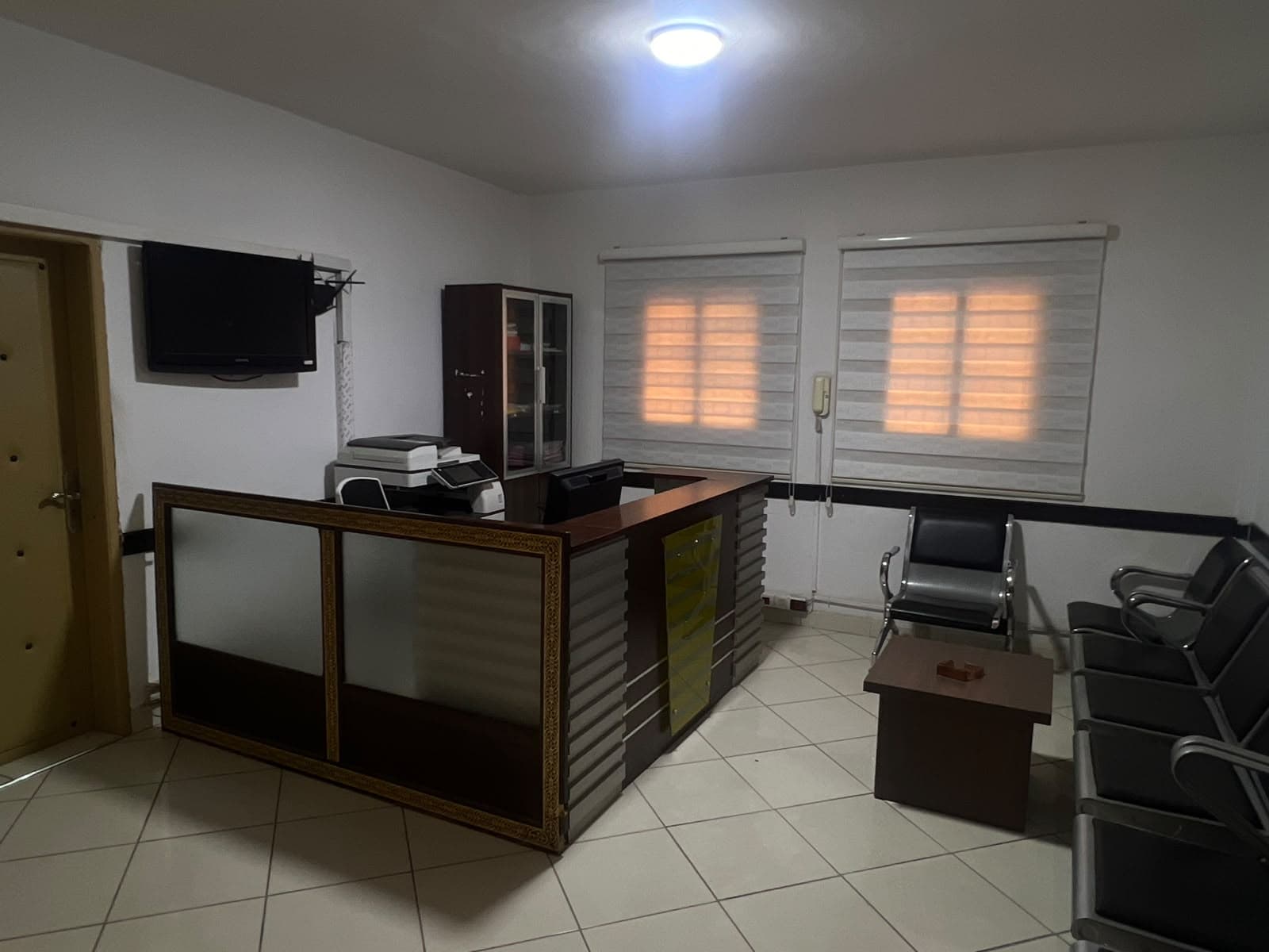 Salle d'archivage des dossiers clients